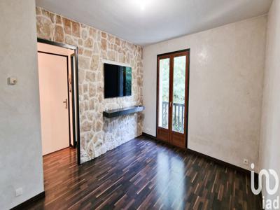 Appartement 2 pièces de 42 m² à Prévessin-Moëns (01280)