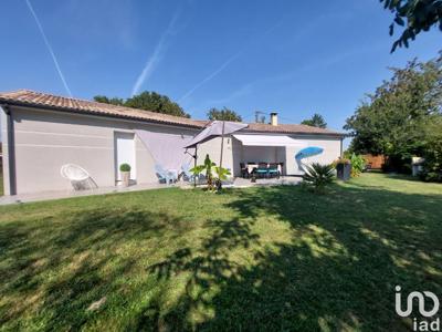 Maison 5 pièces de 103 m² à Sadirac (33670)