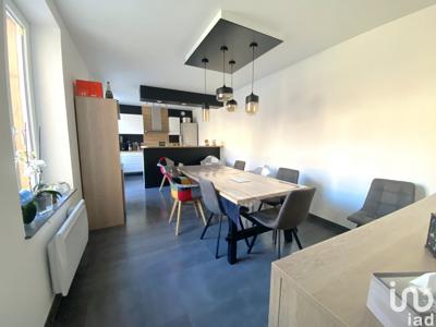 Maison 6 pièces de 130 m² à Crouttes-sur-Marne (02310)