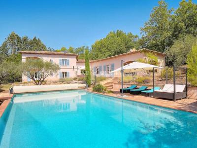 Maison de 7 pièces de luxe en vente à Saint-Paul-en-Forêt, Provence-Alpes-Côte d'Azur