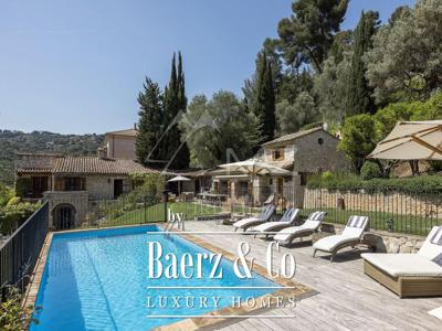 Villa de luxe de 7 pièces en vente 06570, Saint-Paul, Alpes-Maritimes, Provence-Alpes-Côte d'Azur