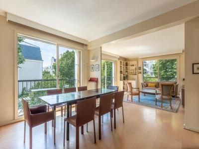 Appartement de 3 chambres de luxe en vente à 107 Rue Perronet, Neuilly-sur-Seine, Département des Hauts-de-Seine, Île-de-France