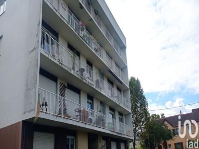 Appartement 3 pièces de 63 m² à Noisy-le-Grand (93160)