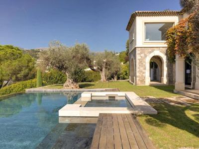 Maison de 5 chambres de luxe en vente à Saint-Paul, Provence-Alpes-Côte d'Azur
