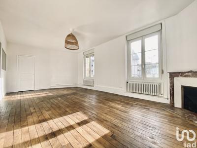 Appartement 3 pièces de 68 m² à Saint-Malo (35400)