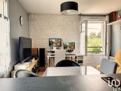 Appartement 4 pièces de 70 m² à Montmagny (95360)