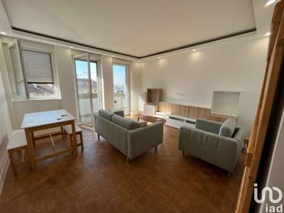 Appartement 4 pièces de 93 m² à Courbevoie (92400)