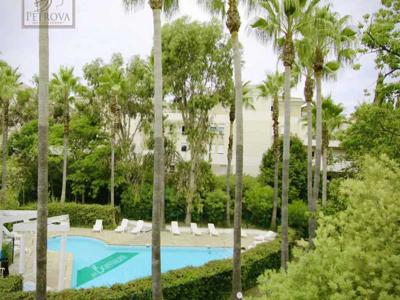 CANNES LA BOCCA: Résidence piscine - 3 Pièces avec terrasse+ parking