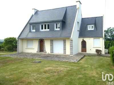 Maison 6 pièces de 130 m² à Saint-Évarzec (29170)