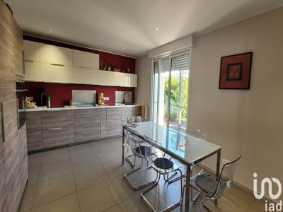 Maison 7 pièces de 206 m² à Saint-André-de-Cubzac (33240)