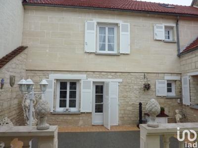 Maison 8 pièces de 205 m² à Nogent-sur-Oise (60180)