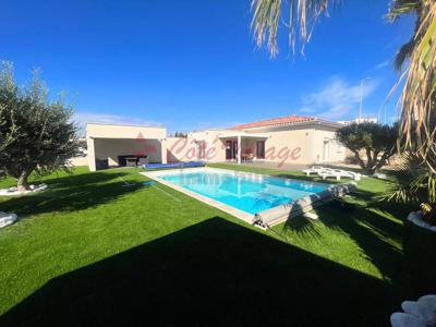 4 room luxury Villa for sale in Narbonne, France