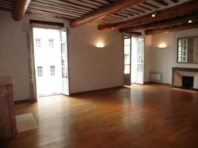 Location appartement 2 pièces 76 m²