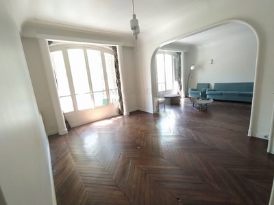 Location appartement 5 pièces 135 m²