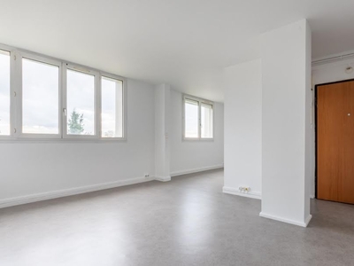 Location appartement 5 pièces 74 m²