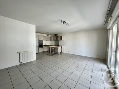 Location meublée appartement 4 pièces 90.13 m²