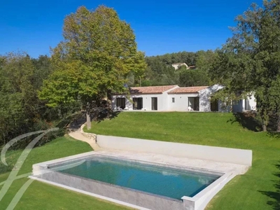 Maison à vendre à Châteauneuf-Grasse