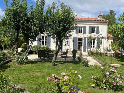 Maison à vendre à Dompierre-sur-Charente