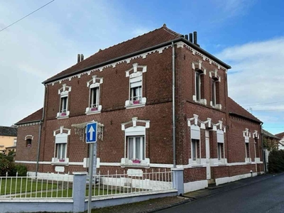 Vente maison 10 pièces 225 m² Arras (62000)