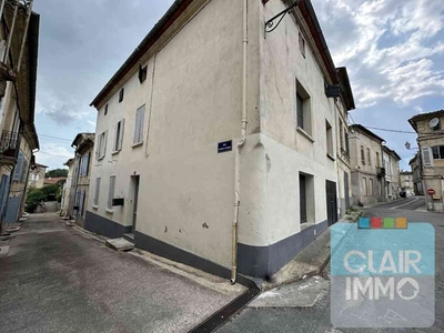 Vente maison 12 pièces 268 m² Castillon-la-Bataille (33350)