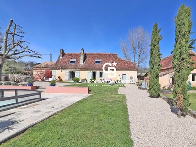 Vente maison 12 pièces 318 m²