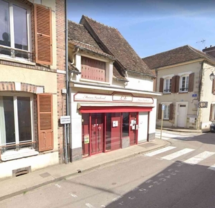 Vente maison 236 m² Villeneuve-sur-Yonne (89500)