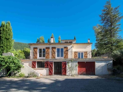 Vente maison 5 pièces 138 m² Montbrun-les-Bains (26570)