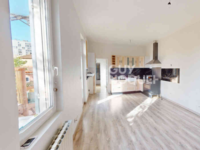 Vente maison 5 pièces 89 m² Marseille 15 (13015)
