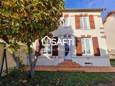 Vente maison 6 pièces 116 m² Saint-Rémy-sur-Avre (28380)