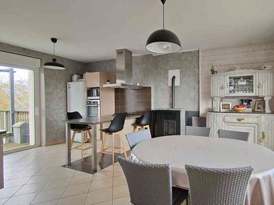 Vente maison 6 pièces 130 m² Saint-Julien-de-Vouvantes (44670)