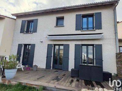 Vente maison 6 pièces 135 m² Les Martres-d'Artière (63430)