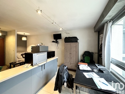 Appartement 2 pièces de 32 m² à Courbevoie (92400)