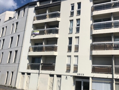 SOUS COMPROMIS Appartement Bords de Loire Nantes Centre 234 900€ FAI REF: 2890PB