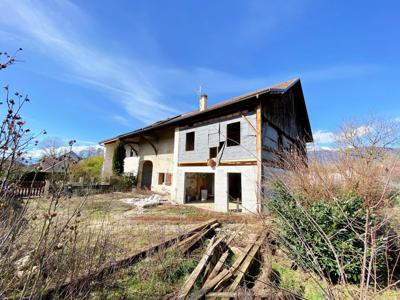 Maison de luxe de 5 chambres en vente à Prévessin-Moëns, Rhône-Alpes