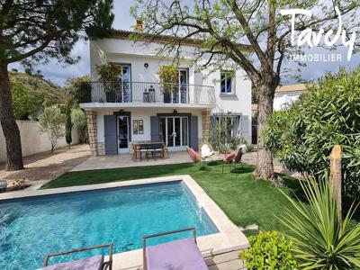 5 bedroom luxury Villa for sale in Villeneuve-lès-Avignon, Occitanie