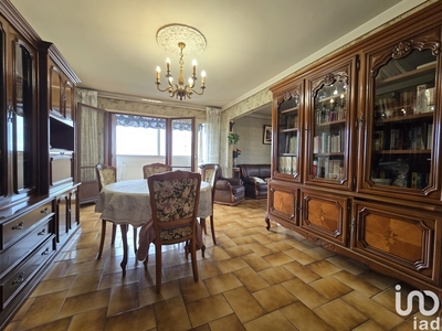 Appartement 3 pièces de 70 m² à Toulon (83100)