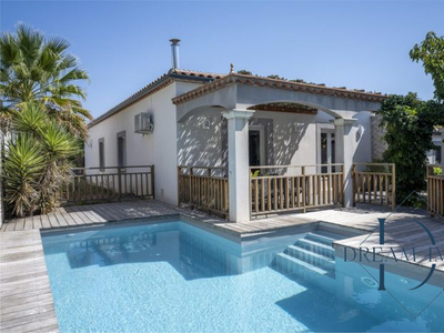 EXCLUSIF Gigean - Jolie villa de plain-pied 5 pièces avec jardin, piscine et un grand garage
