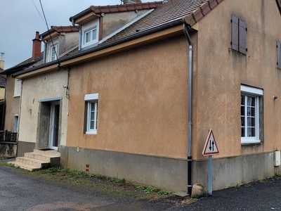 Maison de ville 4 pièces de 113 m² à Étang-sur-Arroux (71190)