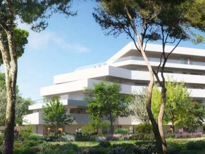 T2 de 41,42 m² avec Terrasse de 13,33 m² et Parking privatif - Marseille 8ème