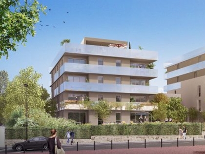 T2 de 50m2 avec terrasse de 9m2, jardin de 24m2 et garage - Marseille 13009