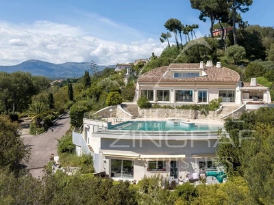 Villa de luxe de 8 pièces en vente Cagnes-sur-Mer, France