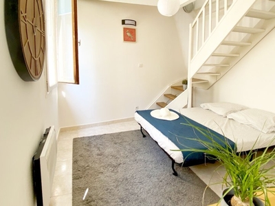 Appartement de charme en duplex à Marseille - 25m² - MA22