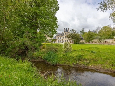 Maison de 5 chambres de luxe en vente à Caen, France