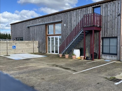 Vente maison 1 pièce 330 m² Magny-en-Vexin (95420)