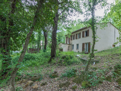 Vente maison 4 pièces 92 m² Saint-Paul-en-Forêt (83440)