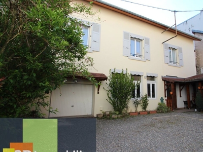 Vente maison 7 pièces 201 m² Lons-le-Saunier (39000)