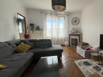 Vente maison 4 pièces 89 m² Saint-Jean-de-la-Ruelle (45140)