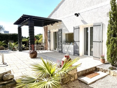 Vente maison 5 pièces 125 m² Saint-Paul-Trois-Châteaux (26130)