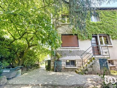 Maison 4 pièces de 80 m² à Villers-Cotterêts (02600)