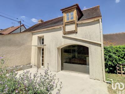 Maison 4 pièces de 92 m² à Champigny (89340)
